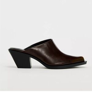 🌸Elegant Zara Distressed Brown Women's Block Heel Clogs🎈🌺